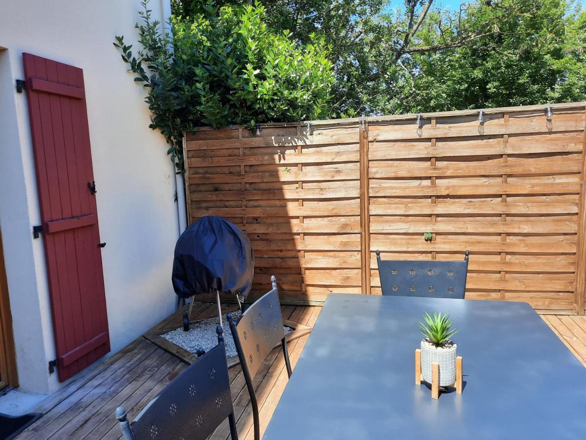 Maison Cheptainville Avec Terrasse Sur Verdure Esterno foto